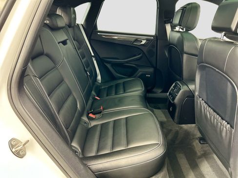 Used 2018 Porsche Macan GTS image 21