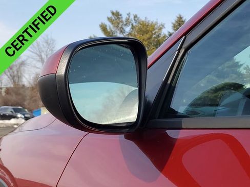 Used 2025 Chevrolet Trax LT w/ LT Convenience Package image 35