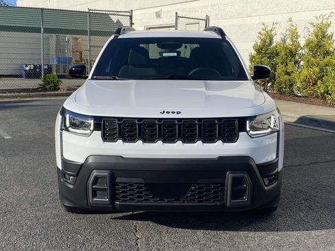 New 2026 Jeep Cherokee Laredo AWD/4WD image 2