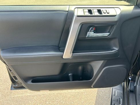 Used 2024 Toyota 4Runner SR5 Premium w/ Moonroof Package AWD/4WD image 20