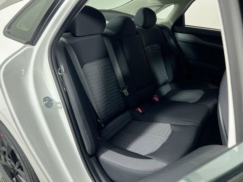 New 2026 Kia K5 LXS image 28