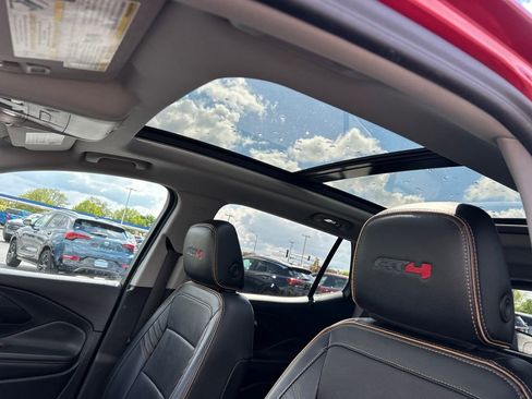 Used 2023 GMC Terrain AT4 AWD/4WD image 29