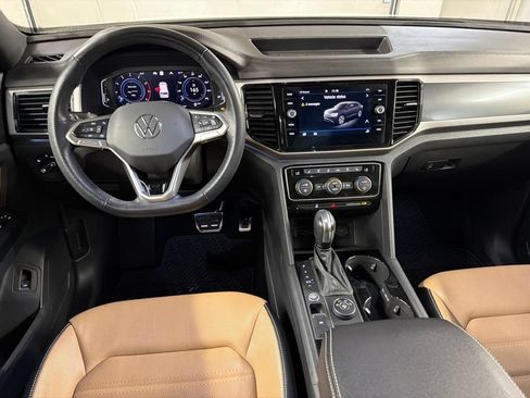 Used 2020 Volkswagen Atlas Cross Sport SEL Premium R-Line AWD/4WD image 8