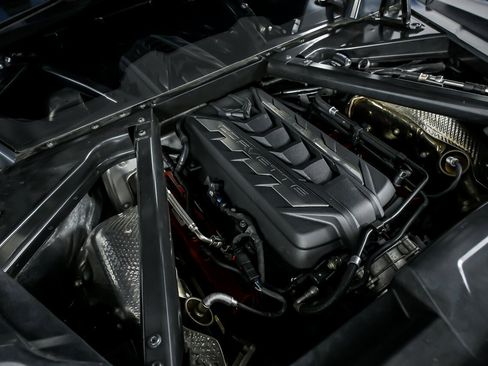 Used 2022 Chevrolet Corvette Stingray Coupe w/ Z51 Performance Package image 16