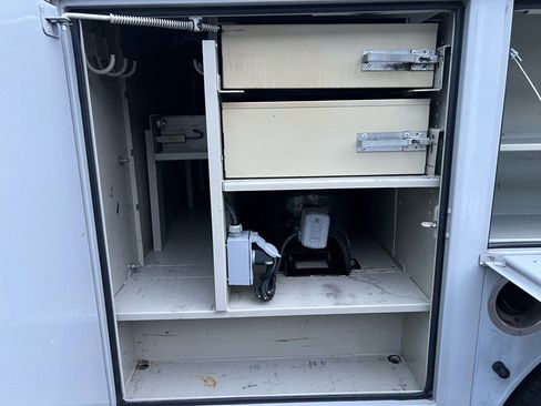 Used 2008 Ford F350 XL image 15