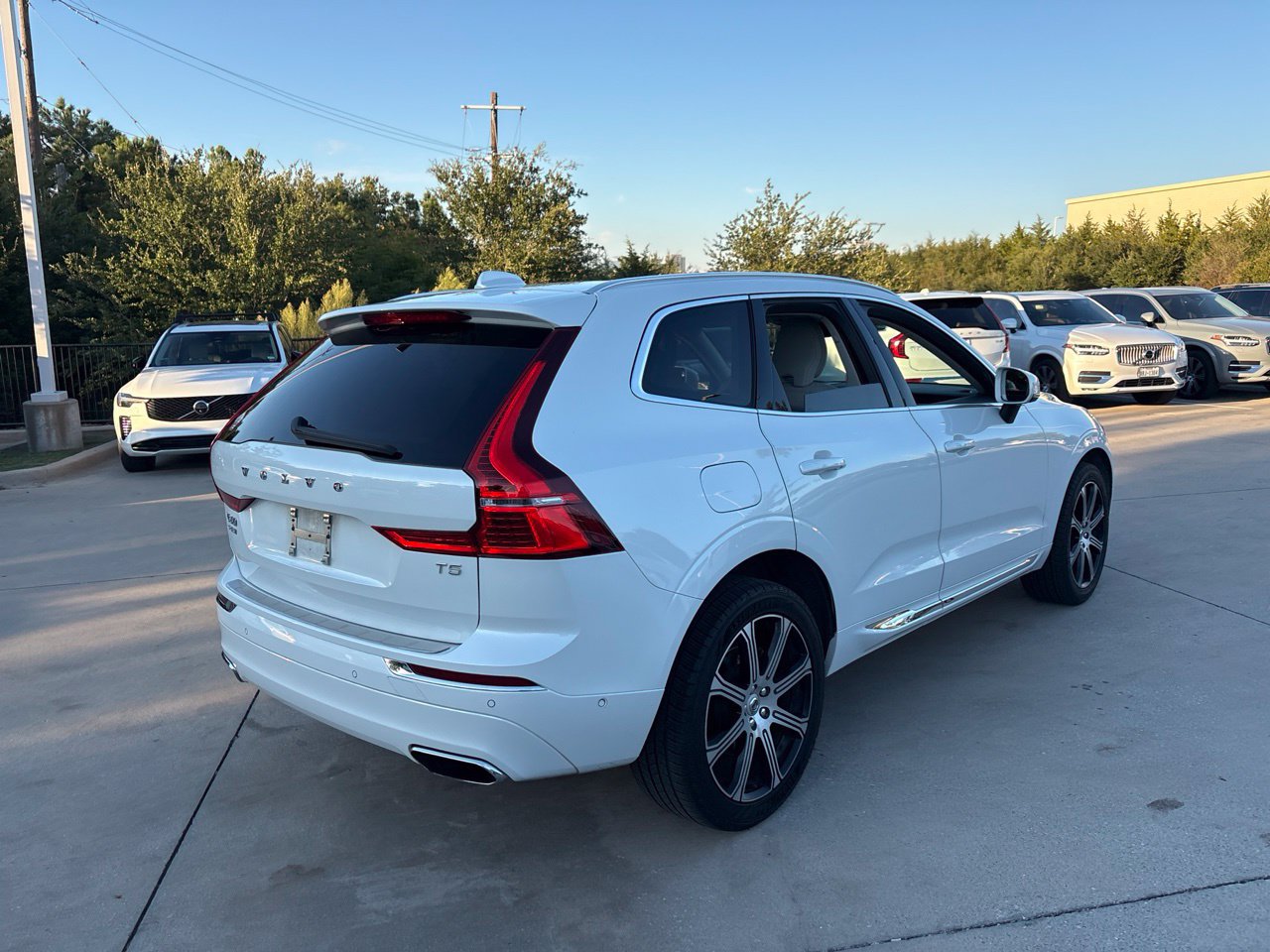 Used 2021 Volvo XC60 T5 Inscription w/ Advanced Package FWD image 5