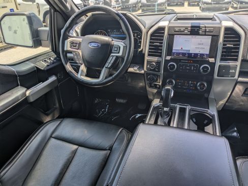 Used 2020 Ford F150 Lariat w/ Equipment Group 502A Luxury AWD/4WD image 21