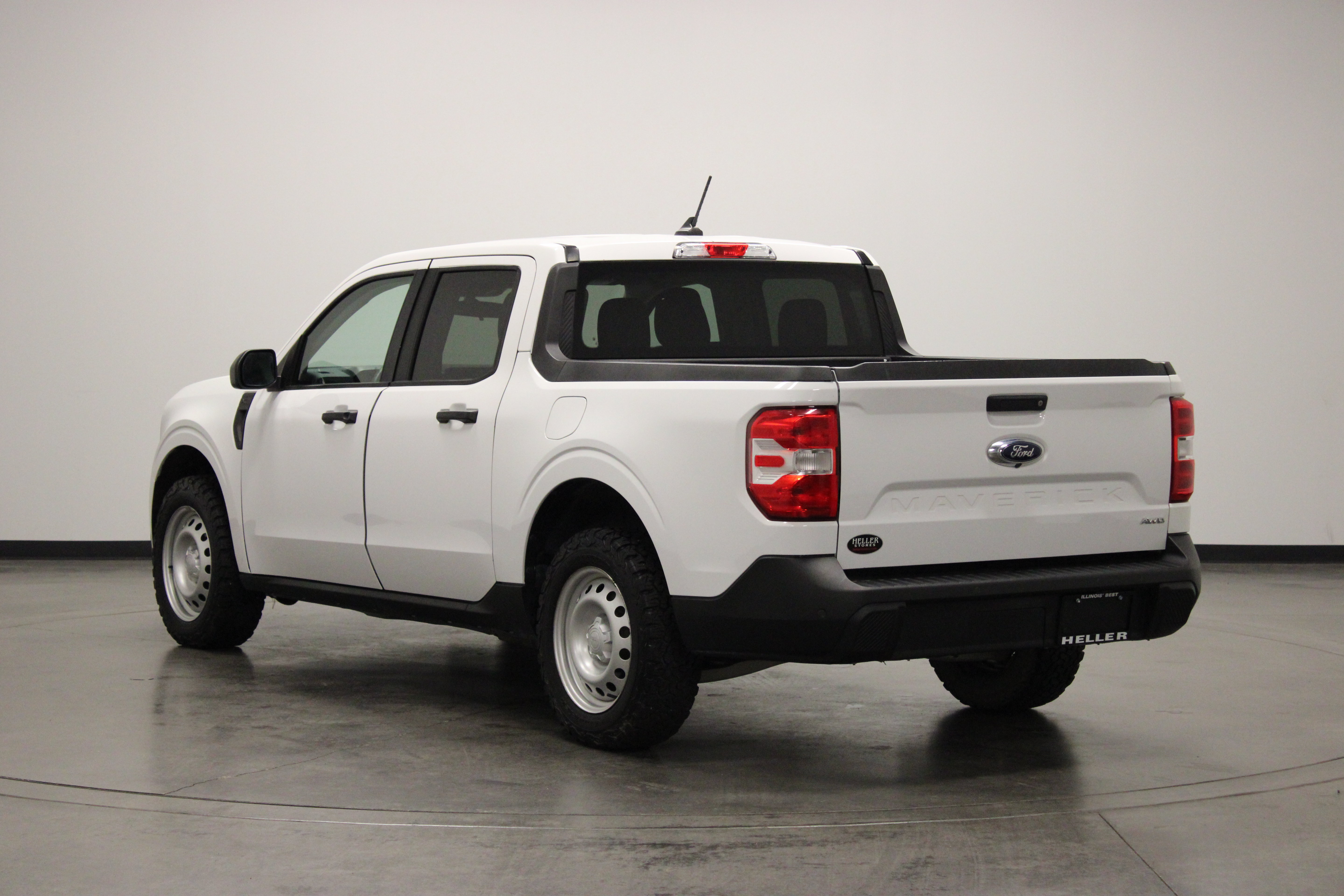 Used 2022 Ford Maverick XL w/ Equipment Group 100A Standard AWD/4WD image 6