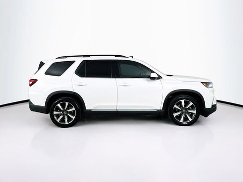 Used 2024 Honda Pilot Elite image 9