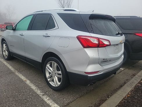 Used 2019 Chevrolet Equinox Premier image 3