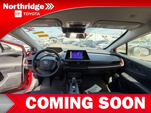 Certified 2025 Toyota Prius Plug-In Hybrid FWD image 8