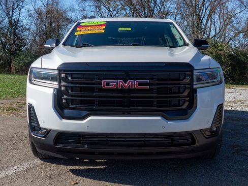 Used 2023 GMC Acadia SLT w/ Elevation Edition image 12