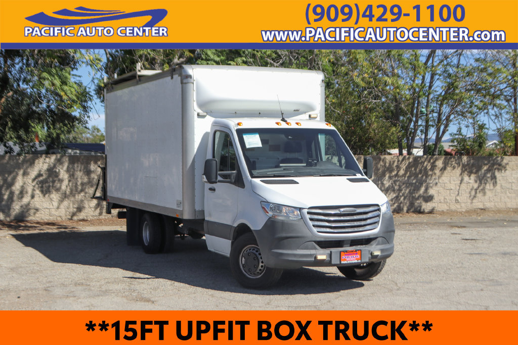 Used 2019 Freightliner Sprinter 3500 RWD image 1