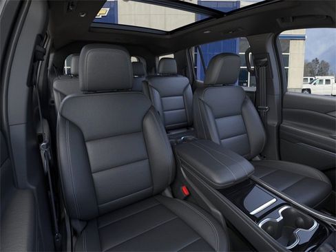 New 2026 Chevrolet Traverse LT w/ Sun and Wheel Package image 16