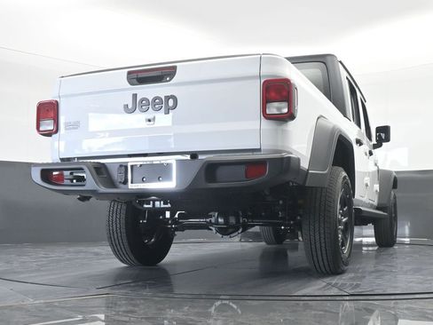 New 2026 Jeep Gladiator Sport image 49