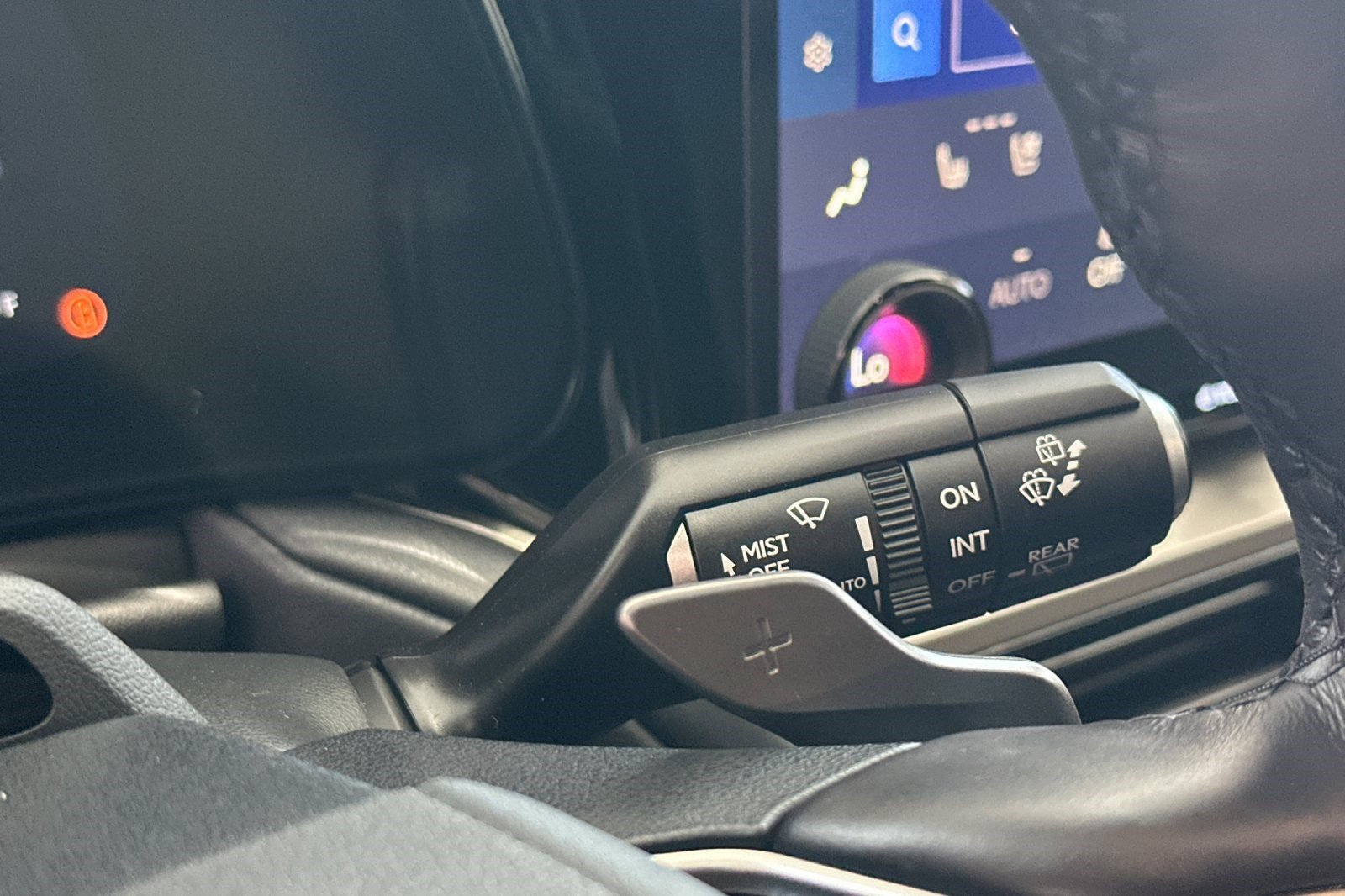 Certified 2026 Lexus TX 550h AWD Plug-In Hybrid w/ Technology Package image 35