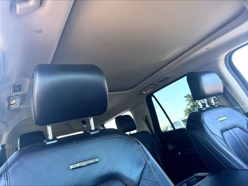 Used 2020 Ford Expedition Max Platinum AWD/4WD image 29
