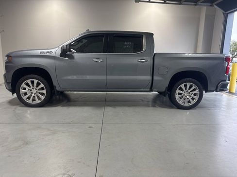 Used 2019 Chevrolet Silverado 1500 High Country image 10