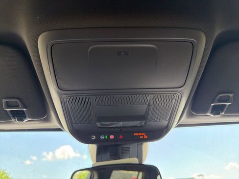 New 2026 Chevrolet Equinox ACTIV AWD/4WD image 8