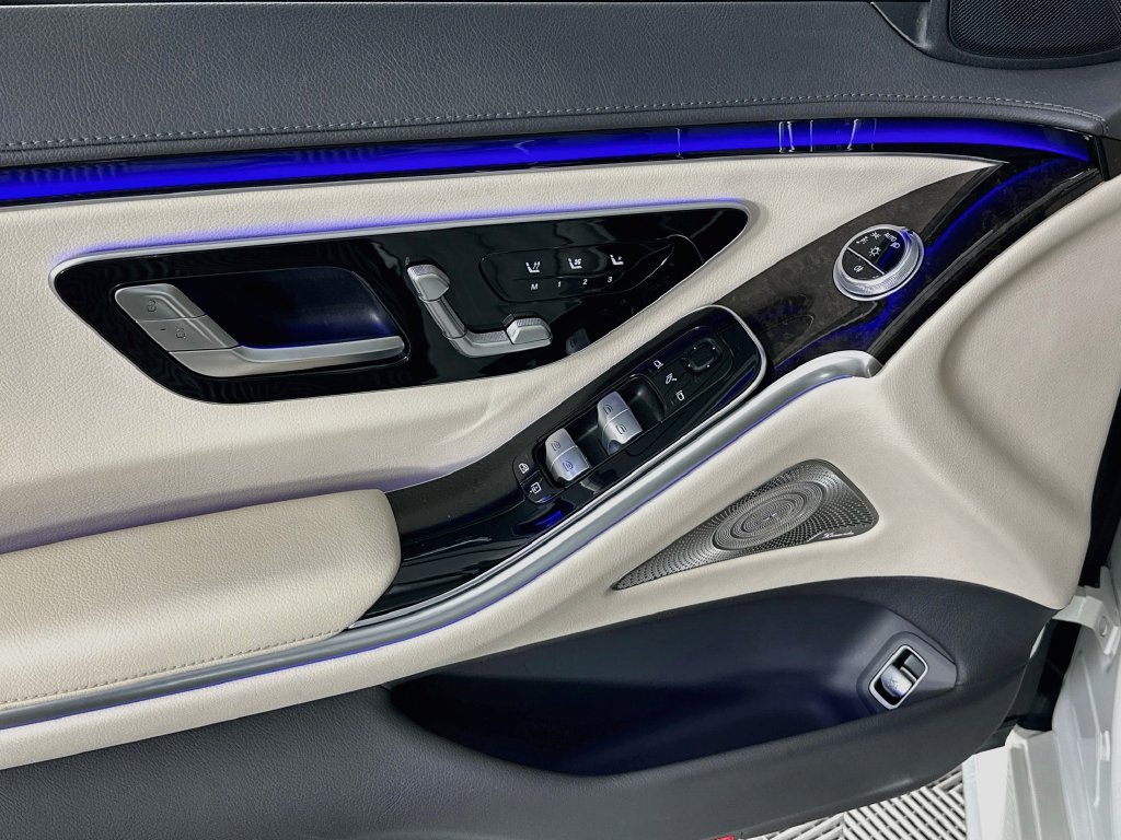 Certified 2022 Mercedes-Benz S 500 4MATIC image 18