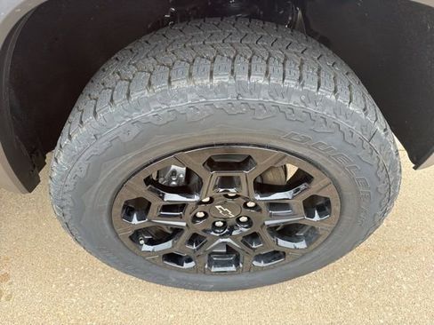 New 2026 Chevrolet Colorado Trail Boss w/ Off-Road Front Bumper Package AWD/4WD image 52