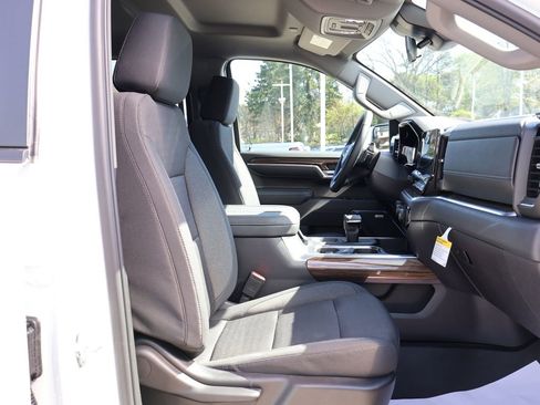 New 2026 Chevrolet Silverado 1500 LT Trail Boss w/ Convenience Package II AWD/4WD image 39