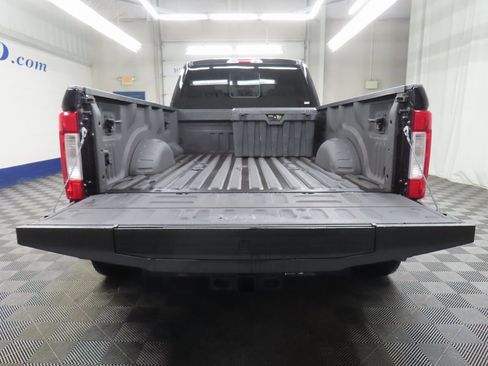 Used 2019 Ford F350 Lariat image 35