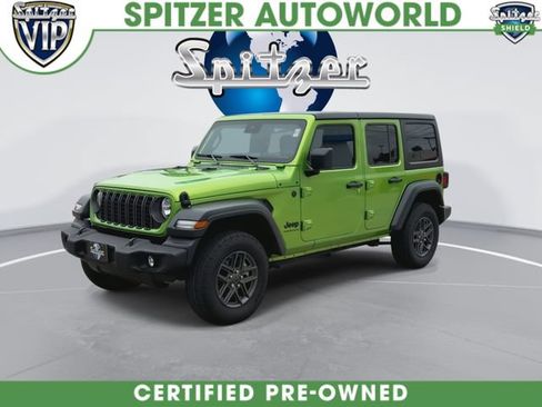 Used 2025 Jeep Wrangler Unlimited Sport AWD/4WD image 4