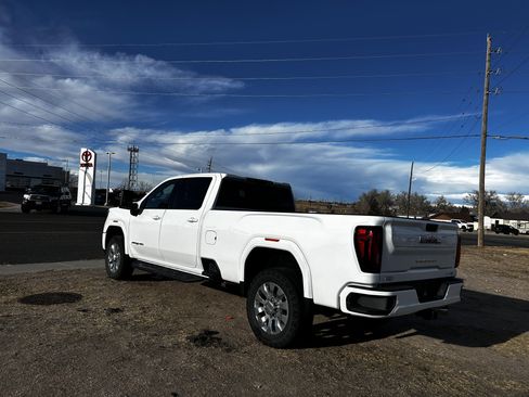 Used 2022 GMC Sierra 3500 AT4 w/ AT4 Premium Plus Package image 3