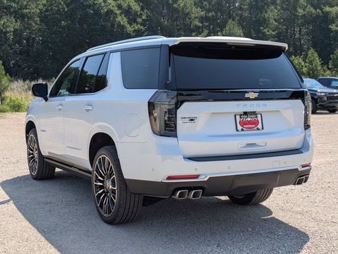 New 2026 Chevrolet Tahoe High Country AWD/4WD image 4