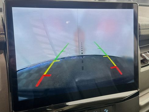 Used 2023 Ford Expedition Max XLT image 23