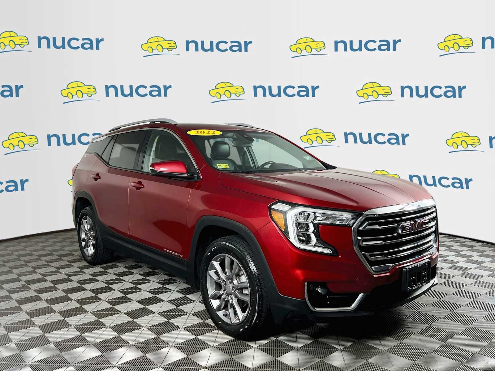 Used 2022 GMC Terrain SLT AWD/4WD image 1