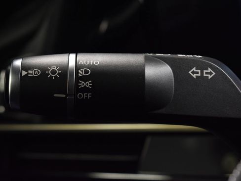 Used 2026 INFINITI QX80 4WD w/ Sport Exterior Package image 16