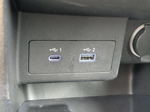 Certified 2024 Nissan Kicks SR w/ Exterior Package FWD image 18