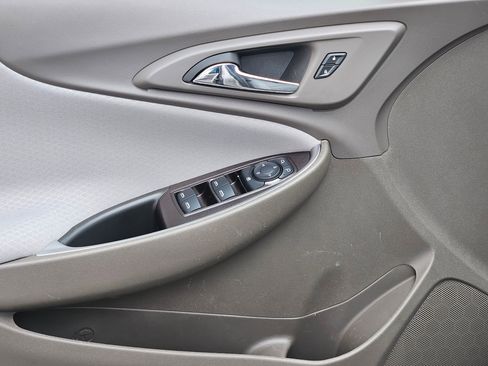 Used 2023 Chevrolet Malibu LT image 18