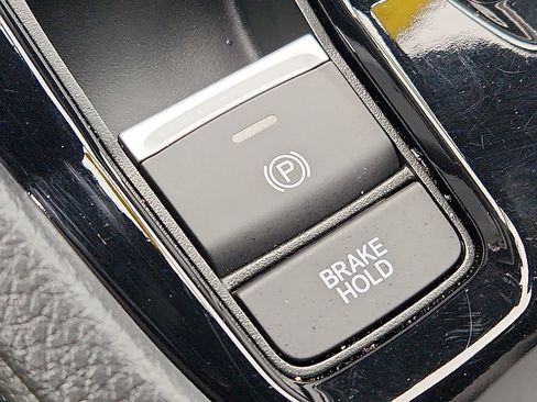 Used 2025 Honda Accord Sport image 25