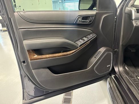 Used 2016 Chevrolet Tahoe LT AWD/4WD image 12