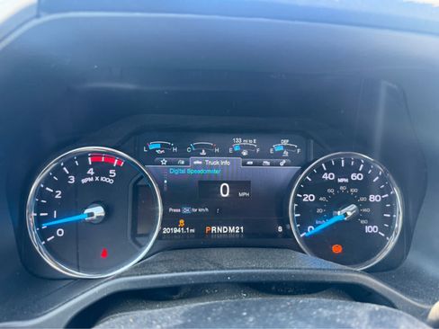 Used 2017 Ford F250 Lariat w/ Lariat Ultimate Package AWD/4WD image 15