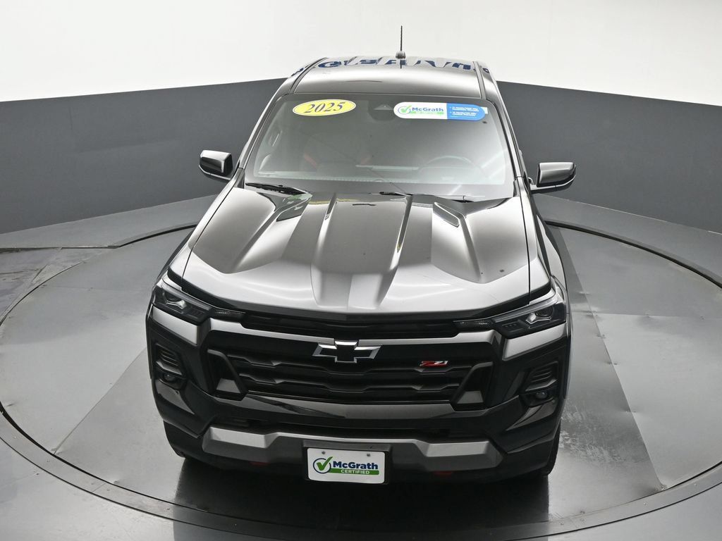 Used 2025 Chevrolet Colorado Z71 w/ Z71 Convenience Package 2 AWD/4WD image 26