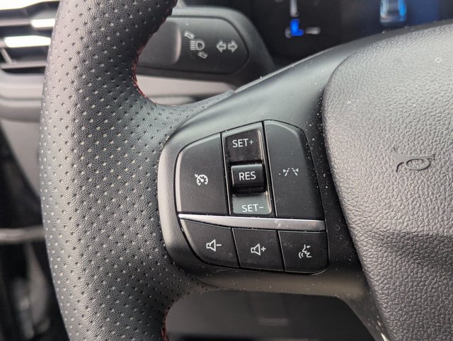 Used 2023 Ford Escape ST-Line AWD/4WD image 20