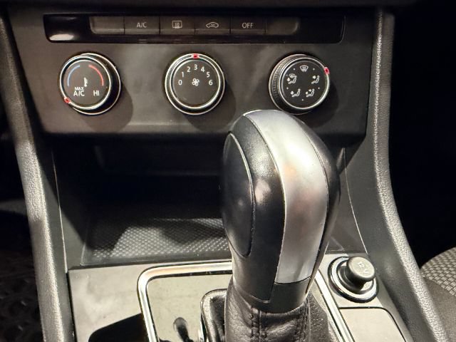 Used 2021 Volkswagen Jetta S FWD image 32