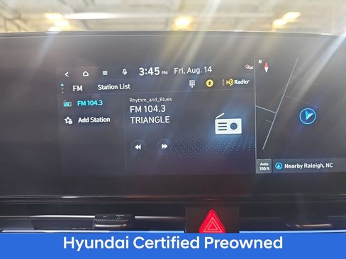 Certified 2025 Hyundai Elantra SEL FWD image 21