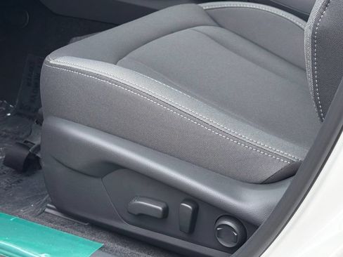 New 2026 Subaru Crosstrek 2.0i Premium AWD/4WD image 18