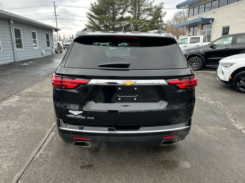 Used 2022 Chevrolet Traverse High Country w/ LPO, Floor Liner Package image 6