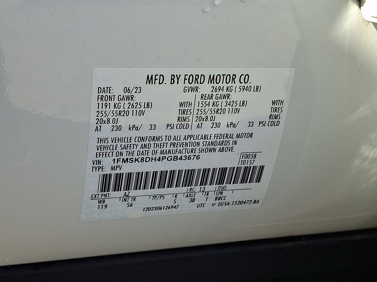 Used 2023 Ford Explorer XLT w/ Equipment Group 202A AWD/4WD image 33