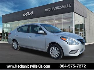Used 2017 Nissan Versa SV video 1