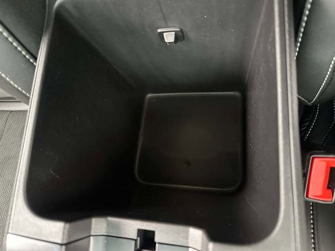 New 2025 Jeep Grand Cherokee Altitude image 32