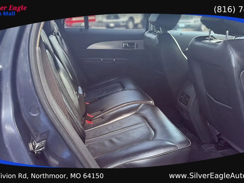 Used 2013 Lincoln MKX AWD image 11