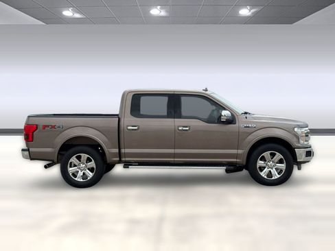 Used 2018 Ford F150 Lariat w/ Equipment Group 502A Luxury AWD/4WD image 8