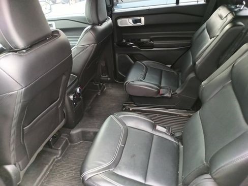 Used 2023 Ford Explorer ST w/ Equipment Group 401A image 6